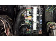 Recambio de caja reles / fusibles para peugeot 5008 ii (mc_, mj_, mr_, m4_) 2.0 bluehdi 150 referencia OEM IAM 9810296180  