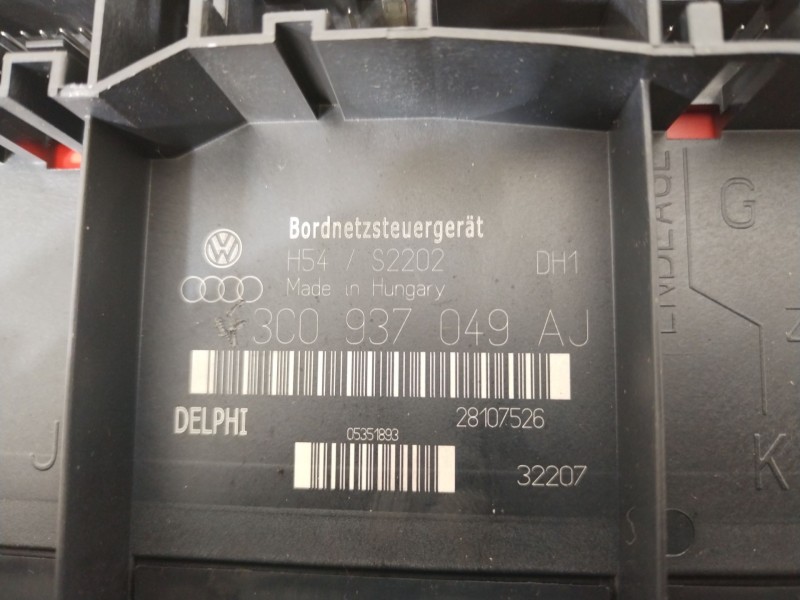 Recambio de caja reles / fusibles para seat altea (5p1) 1.9 tdi referencia OEM IAM 3C0937049AJ HM21207328 28107526