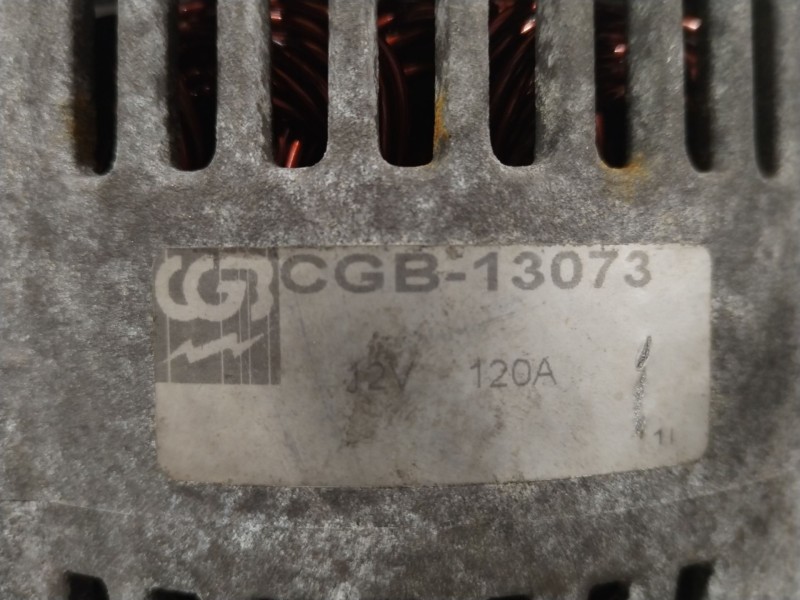 Recambio de alternador para jeep gr.cherokee (wj/wg) 3.1 td laredo referencia OEM IAM CGB13073 5015066AB 