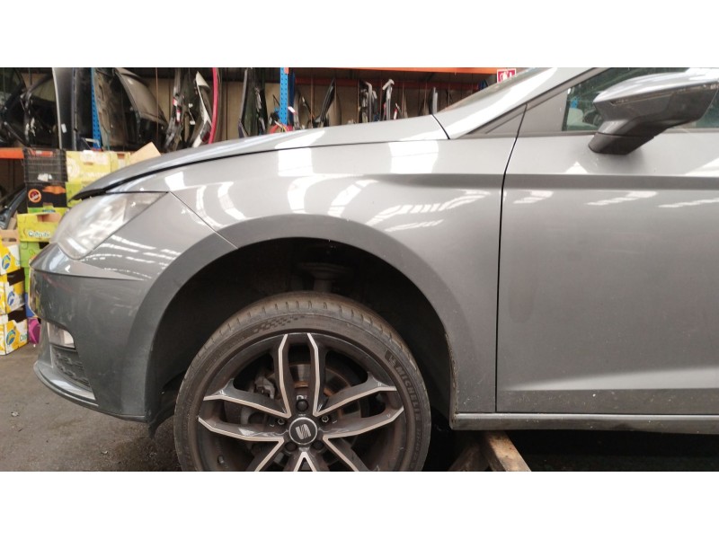 Recambio de aleta delantera izquierda para seat leon (5f1) 1.6 tdi referencia OEM IAM 5F0821021  