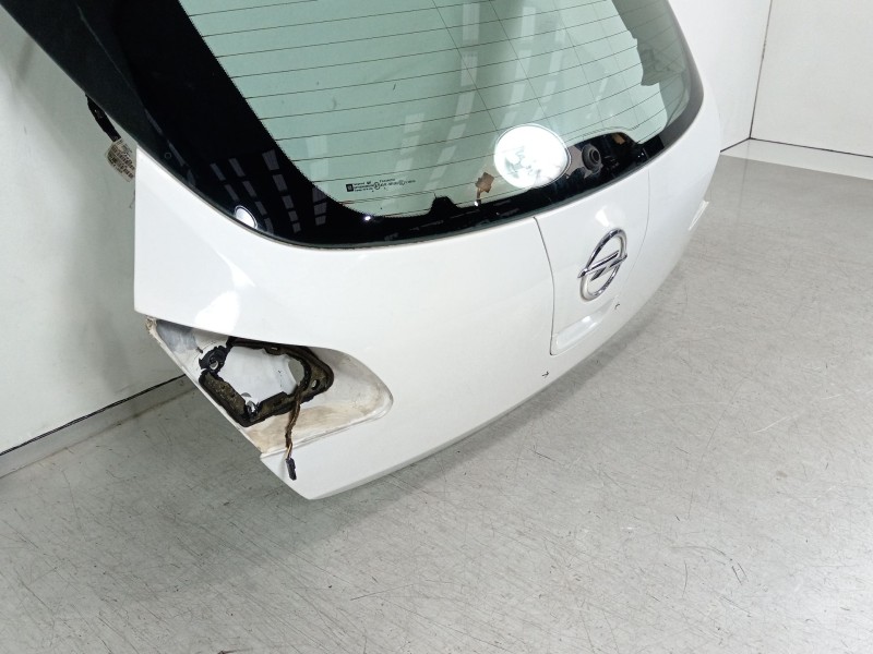 Recambio de porton trasero para opel astra j lim. enjoy referencia OEM IAM 13372624  