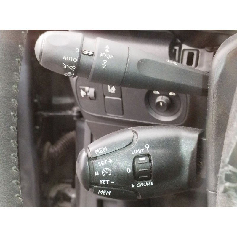 Recambio de mando luces para citroën c3 iii (sx) 1.5 bluehdi 100 (sxyhyp, sxyhtu) referencia OEM IAM   