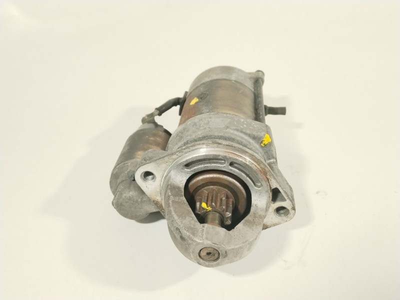 Recambio de motor arranque para ssangyong rodius xdi referencia OEM IAM 6611513701  