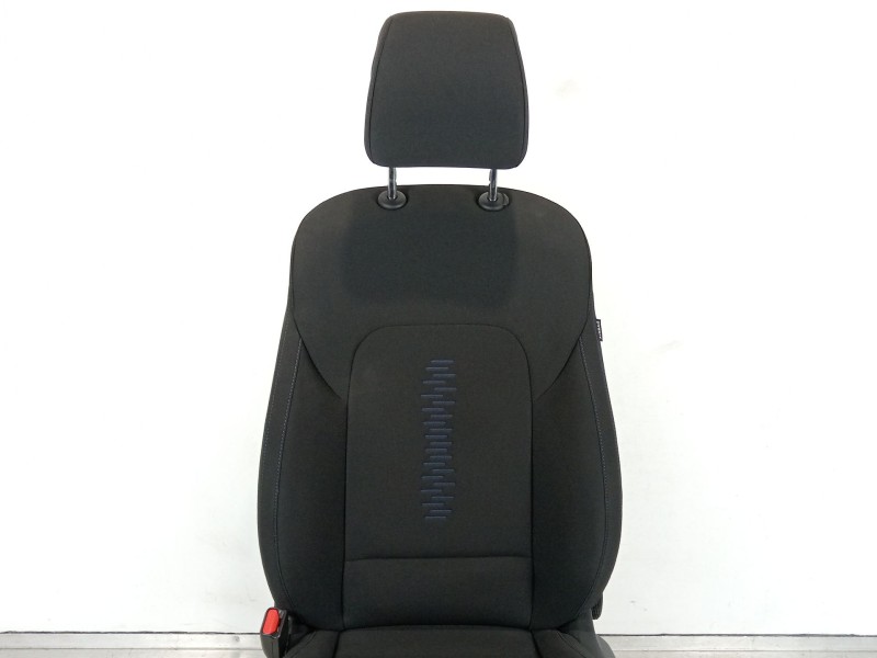 Recambio de asiento delantero izquierdo para hyundai tucson kosmo 4wd referencia OEM IAM 88460D 7010  
