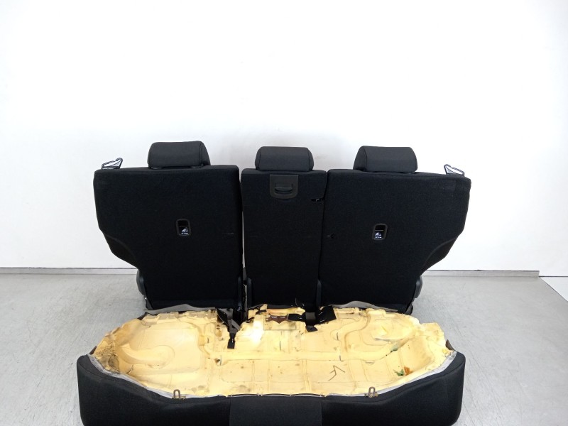 Recambio de asientos traseros para hyundai tucson style 2wd referencia OEM IAM 89160N7000NCU  