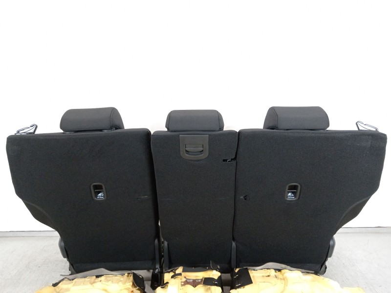 Recambio de asientos traseros para hyundai tucson style 2wd referencia OEM IAM 89160N7000NCU  