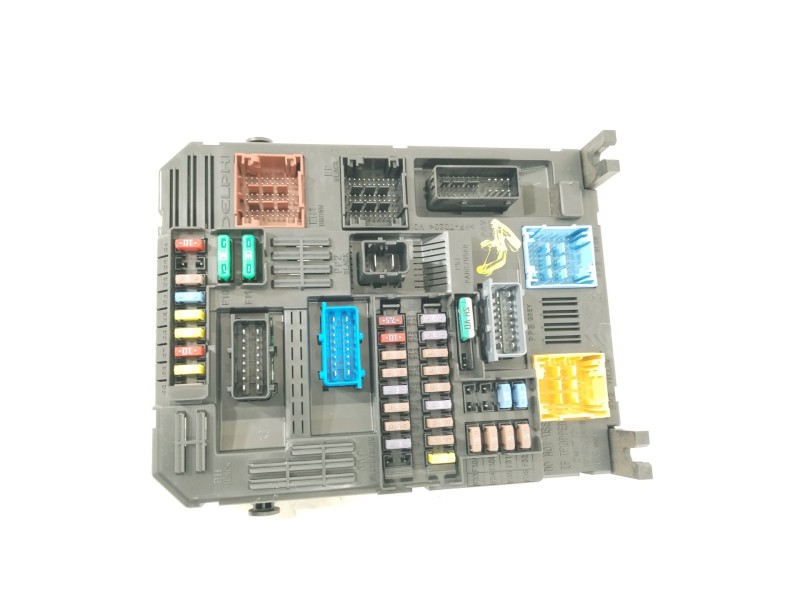 Recambio de caja reles / fusibles para citroën c3 iii (sx) 1.2 puretech 82 referencia OEM IAM 9830790580  