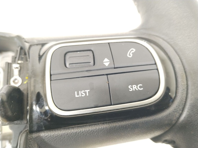 Recambio de volante para citroën c3 iii (sx) 1.2 puretech 82 referencia OEM IAM 98164326ZD  