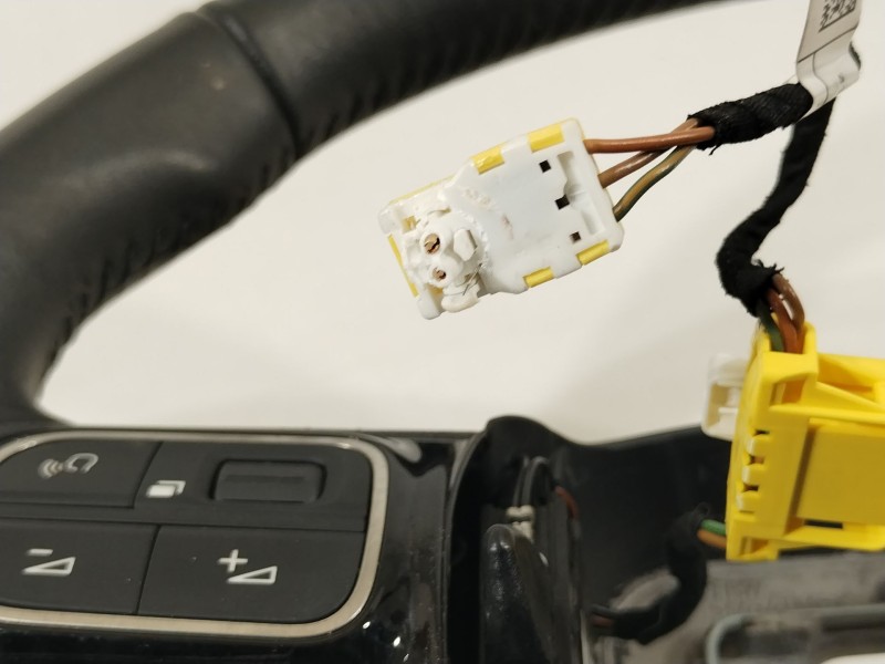 Recambio de volante para citroën c3 iii (sx) 1.2 puretech 82 referencia OEM IAM 98164326ZD  