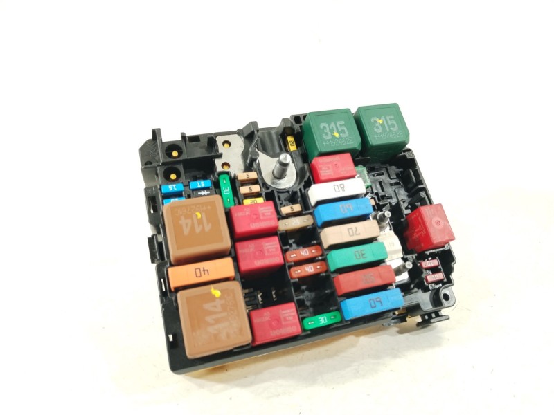 Recambio de caja reles / fusibles para citroën c3 iii (sx) 1.2 puretech 82 referencia OEM IAM 9804848480  