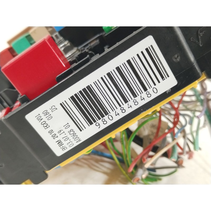 Recambio de caja reles / fusibles para citroën c3 iii (sx) 1.2 puretech 82 referencia OEM IAM 9804848480  