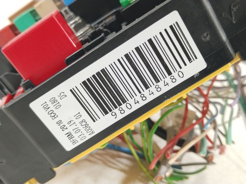 Recambio de caja reles / fusibles para citroën c3 iii (sx) 1.2 puretech 82 referencia OEM IAM 9804848480  