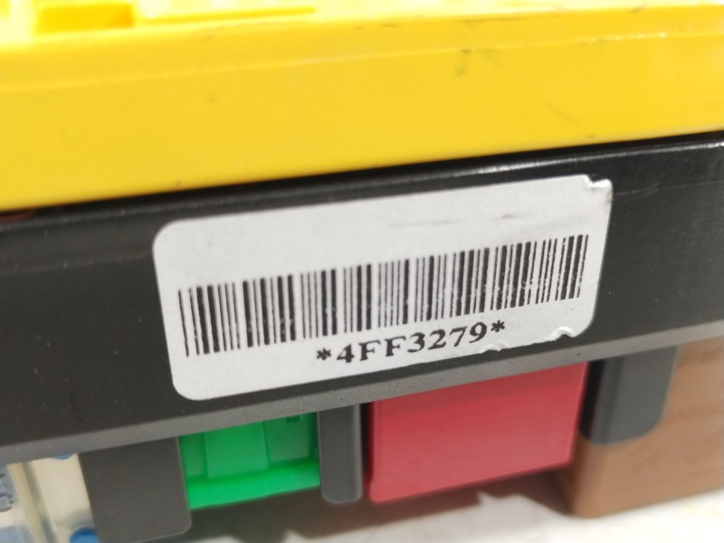 Recambio de caja reles / fusibles para citroën c3 iii (sx) 1.2 puretech 82 referencia OEM IAM 9804848480  