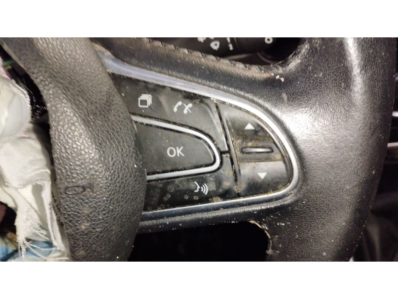 Recambio de volante para renault grand scénic iv (r9_) 1.5 dci 110 referencia OEM IAM 484005825R  