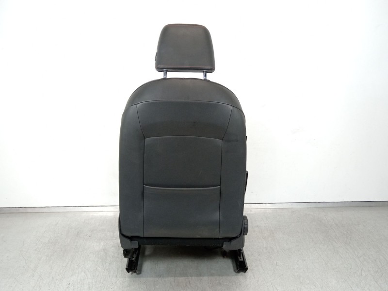 Recambio de asiento delantero derecho para seat leon (5f1) 2.0 tdi referencia OEM IAM 5Q4881106A  