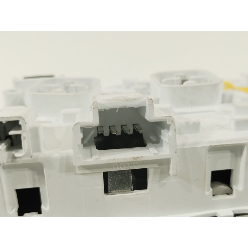 Recambio de luz interior para citroën c3 iii (sx) 1.2 puretech 82 referencia OEM IAM 96754056BJ  