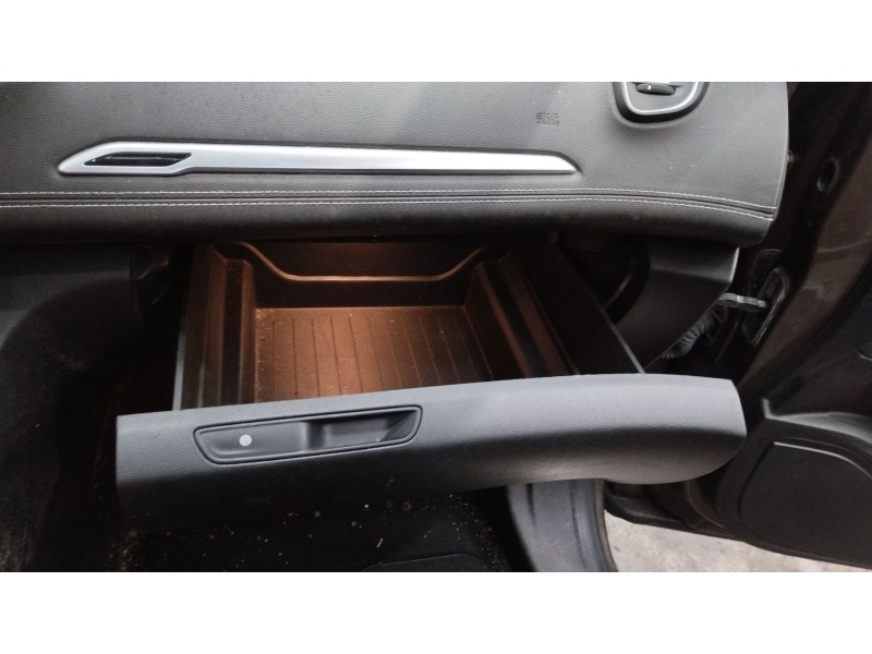 Recambio de guantera para renault grand scénic iv (r9_) 1.5 dci 110 referencia OEM IAM 681082468R 681081737R 