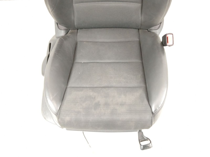 Recambio de asiento delantero derecho para audi a3 (8p1) 2.0 tdi referencia OEM IAM 1K4881106LC  