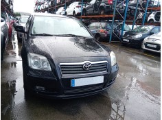 toyota avensis sedán (_t25_) del año 2005 2