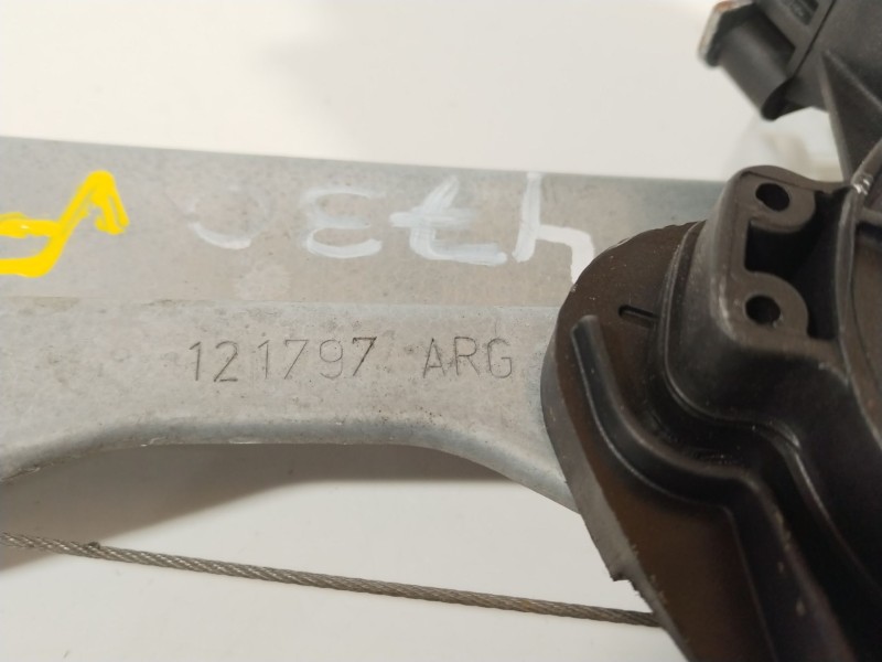 Recambio de elevalunas trasero izquierdo para citroën c4 lim. collection referencia OEM IAM 9802523780 121797ARG 