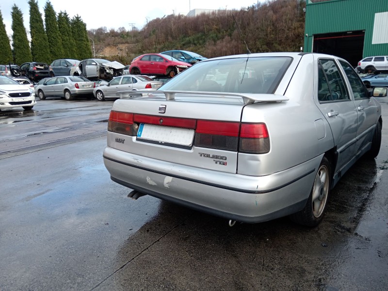 seat toledo i (1l2) del año 1998