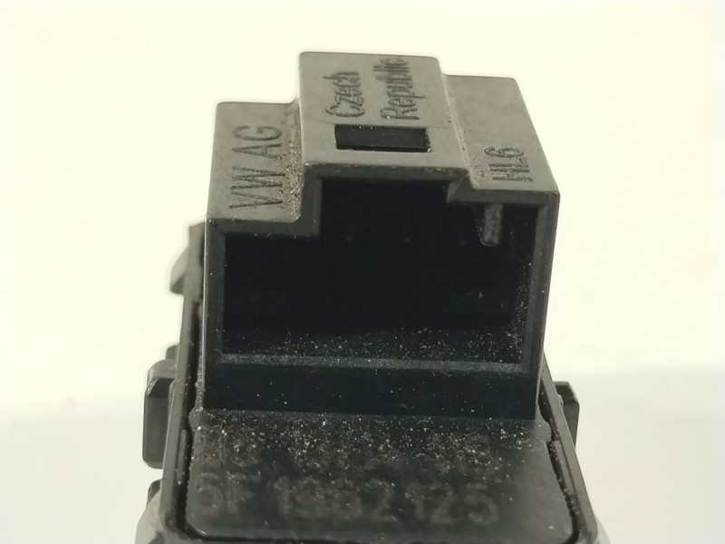 Recambio de interruptor cerradura central para seat leon (5f1) i-tech referencia OEM IAM 5F1962125  