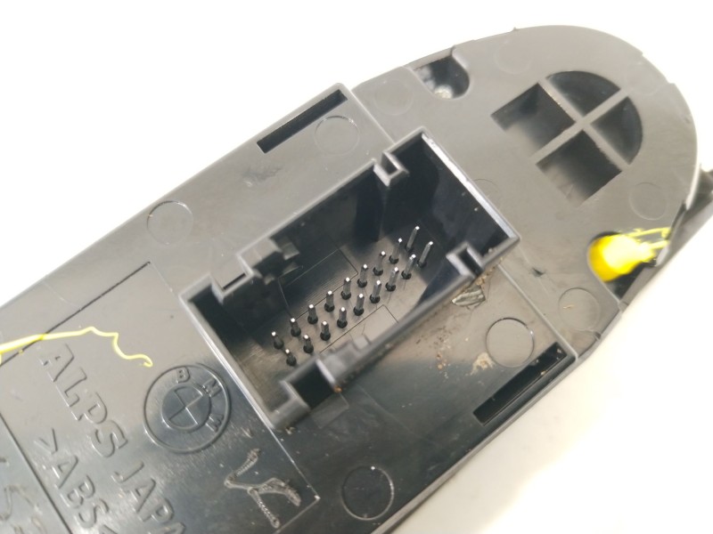 Recambio de mando elevalunas delantero izquierdo para bmw 3 touring (e91) 325 i referencia OEM IAM 61319217327  