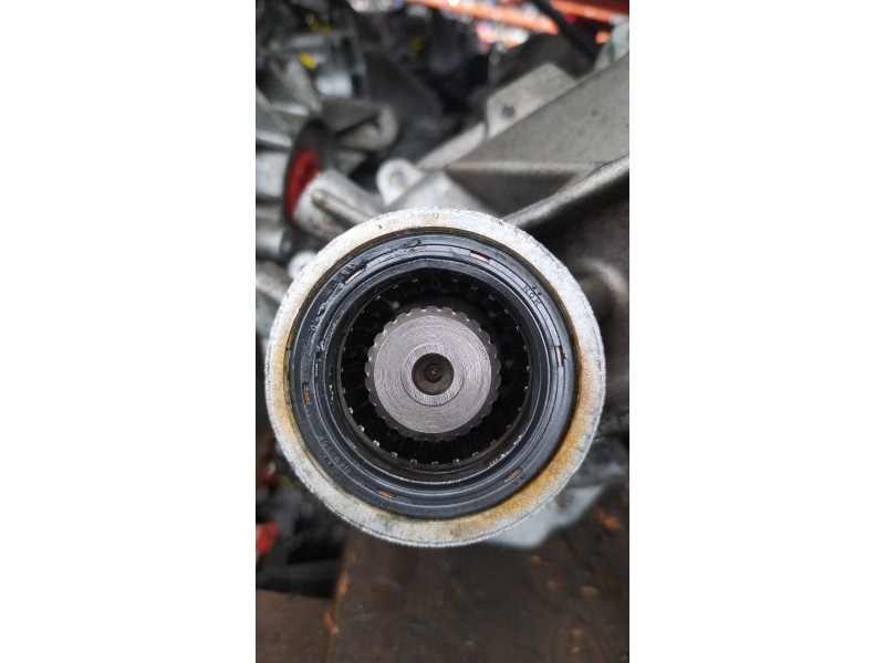 Recambio de caja transfer para suzuki grand vitara 3 puertas sq (gt) 2.0 básico referencia OEM IAM YC2A  