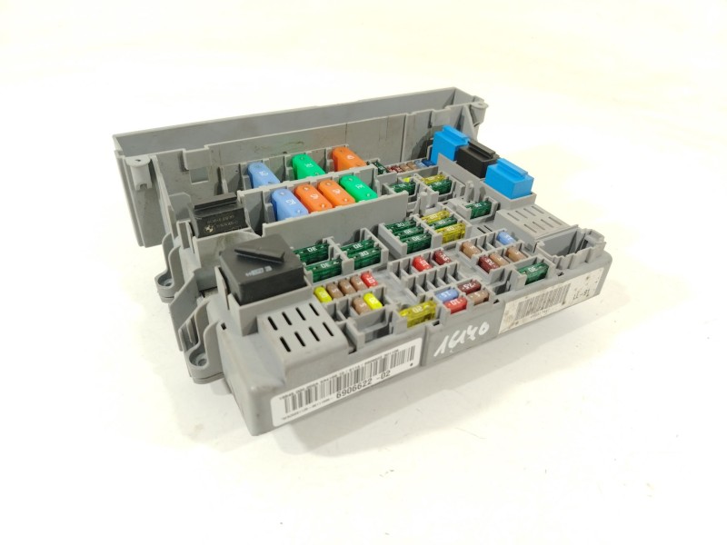 Recambio de caja reles / fusibles para bmw 3 touring (e91) 325 i referencia OEM IAM 61146906622 6906622 