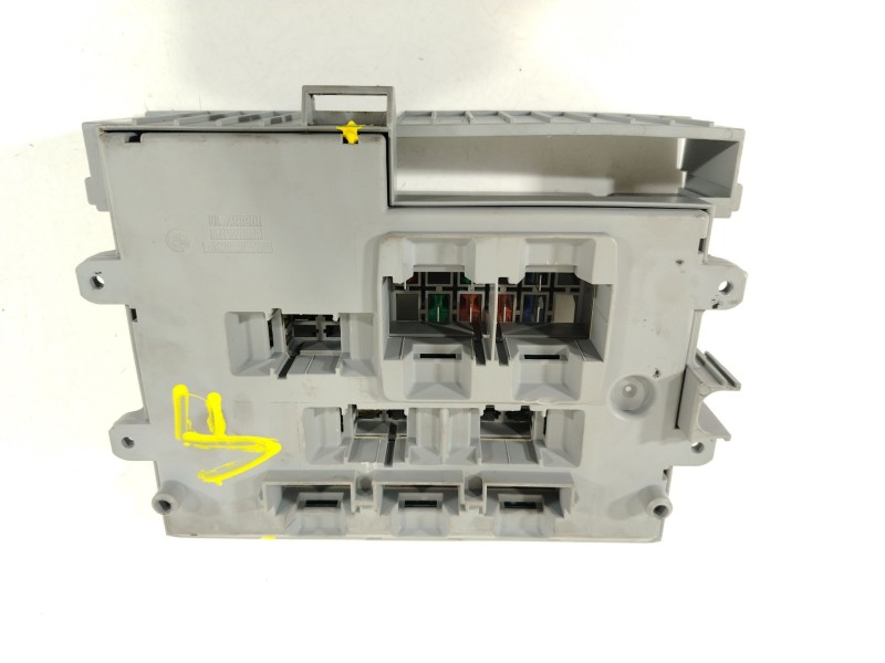 Recambio de caja reles / fusibles para bmw 3 touring (e91) 325 i referencia OEM IAM 61146906622 6906622 