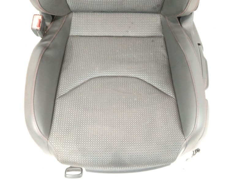Recambio de asiento delantero izquierdo para seat leon (5f1) fr referencia OEM IAM 5Q4881105A  