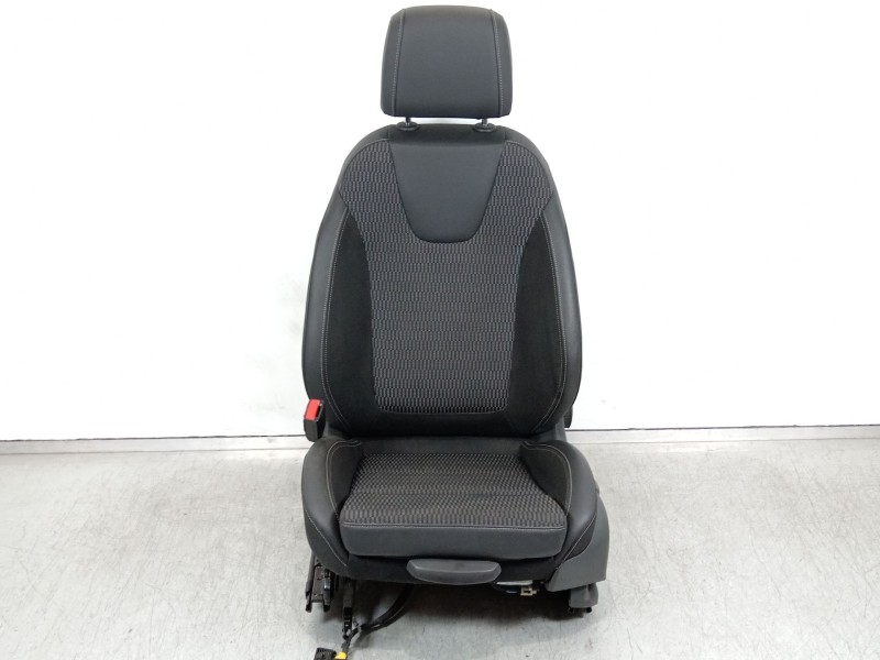 Recambio de asiento delantero izquierdo para opel insignia grand sport business referencia OEM IAM 13515138 13522450 