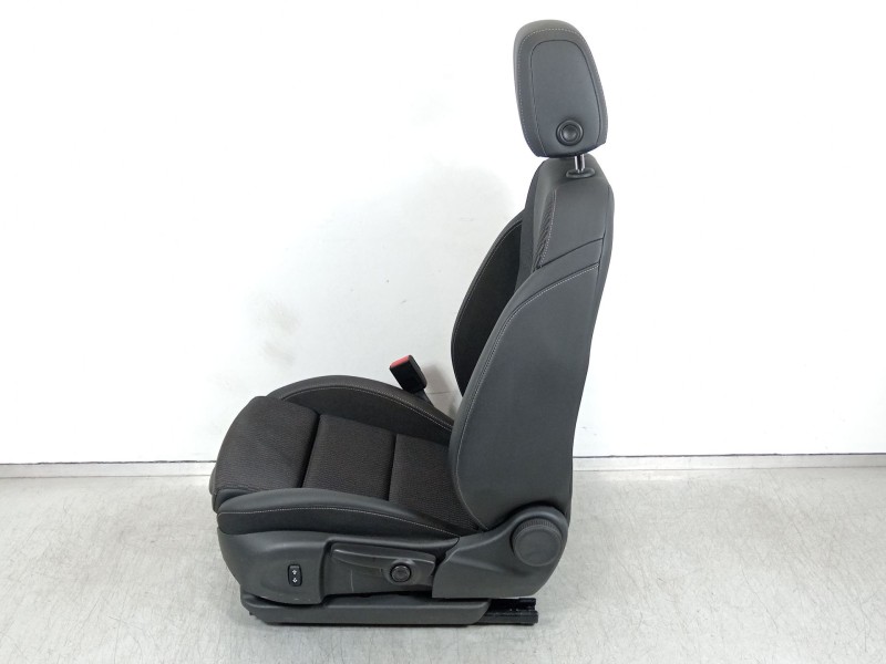 Recambio de asiento delantero izquierdo para opel insignia grand sport business referencia OEM IAM 13515138 13522450 