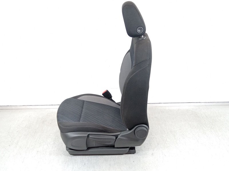 Recambio de asiento delantero izquierdo para opel crossland x design line referencia OEM IAM YQ00565180 13522453 