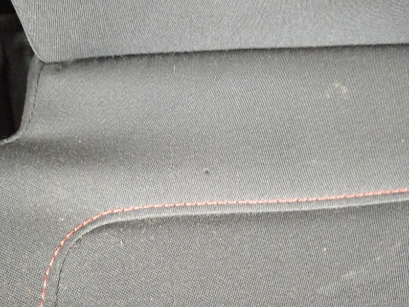 Recambio de asientos traseros para volkswagen golf vi (5k1) gti referencia OEM IAM 1K08853750J  