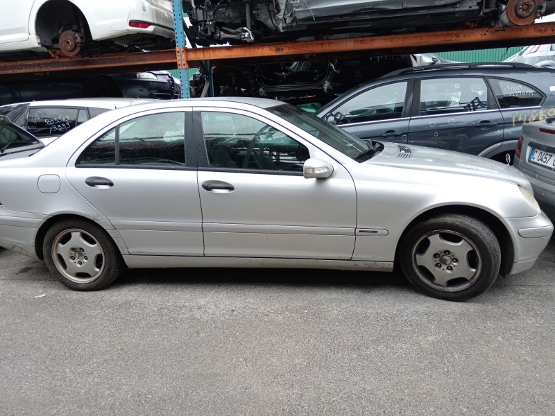 mercedes-benz clase c (w203) del año 2005