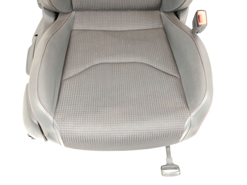 Recambio de asiento delantero derecho para seat leon (5f1) fr referencia OEM IAM 5Q4881106A  