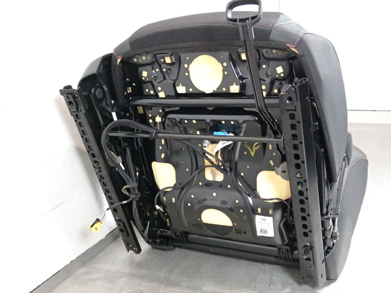 Recambio de asiento delantero derecho para seat leon (5f1) fr referencia OEM IAM 5Q4881106A  