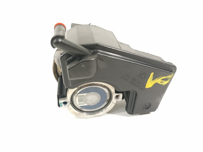 Recambio de bomba direccion para citroën xsara berlina 2.0 hdi 66kw premier referencia OEM IAM 9638339880  