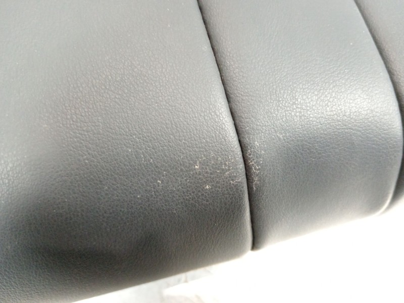 Recambio de asientos traseros para toyota rav 4 advance hybrid referencia OEM IAM 7161142130 7165142200 