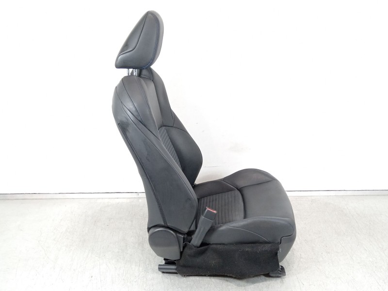 Recambio de asiento delantero izquierdo para toyota rav 4 advance hybrid referencia OEM IAM 7202042330 7151242170 7155142320