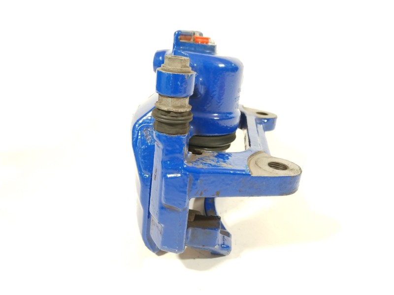 Recambio de pinza freno delantera derecha para volkswagen golf vii lim. gte referencia OEM IAM 8V0615124D  