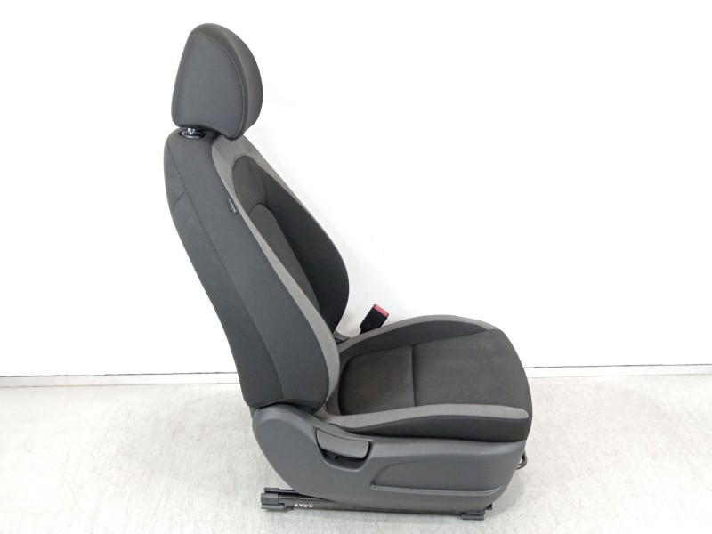 Recambio de asiento delantero derecho para hyundai kona essence 2wd referencia OEM IAM 88600J 9020TRY 88200J 9200 88460J 9000