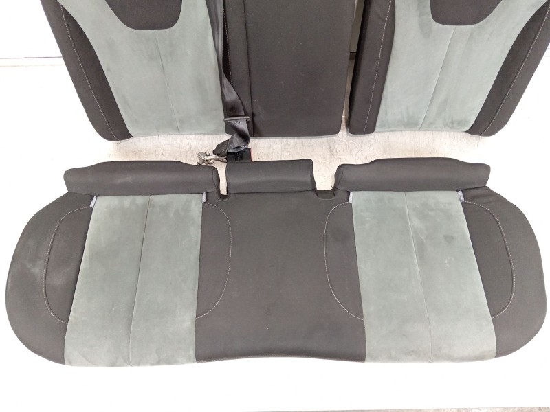 Recambio de asientos traseros para seat leon (1p1) 2.0 cupra r referencia OEM IAM 1P0885375F 1P0885805AJ 1P0885806AF