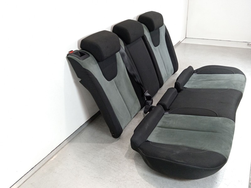 Recambio de asientos traseros para seat leon (1p1) 2.0 cupra r referencia OEM IAM 1P0885375F 1P0885805AJ 1P0885806AF