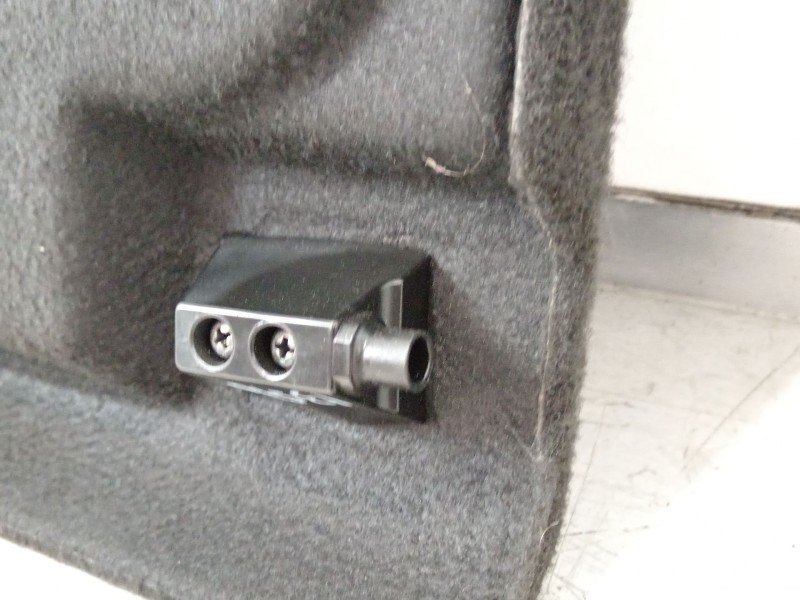 Recambio de bandeja trasera para seat leon (1p1) 2.0 cupra r referencia OEM IAM 1P0867769D  