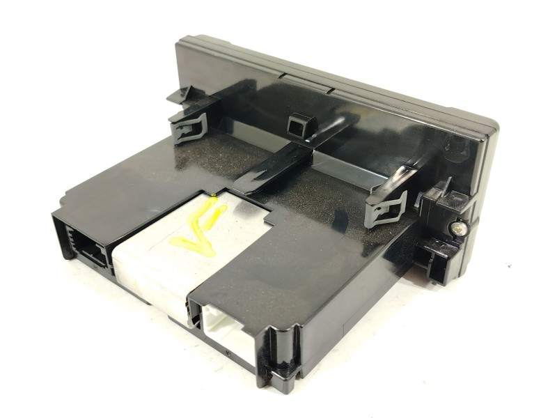 Recambio de pantalla multifuncion para volvo v50 (545) 1.6 d referencia OEM IAM 31268055  