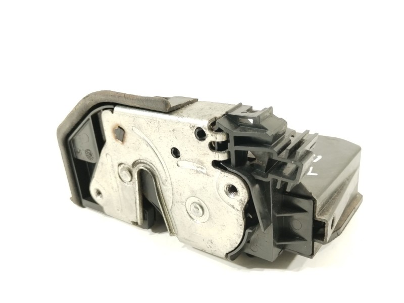 Recambio de cerradura puerta trasera derecha para bmw x3 (e83) 2.0 sd referencia OEM IAM 51227202148 7202148 
