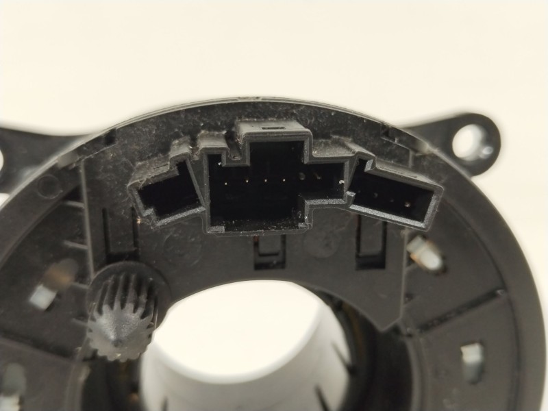 Recambio de anillo airbag para bmw x3 (e83) 2.0 sd referencia OEM IAM 61318377 613183774889 61318376443