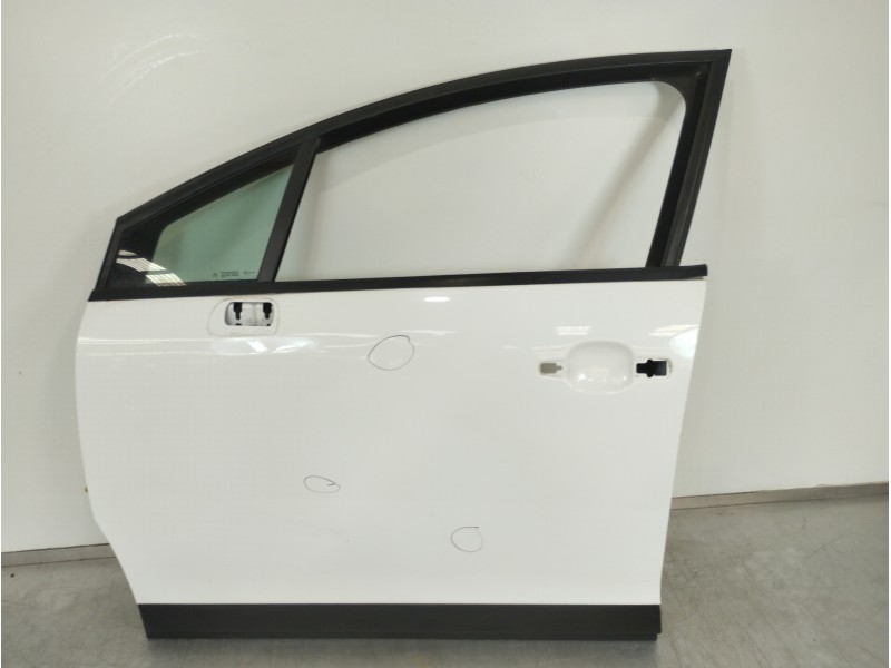 Recambio de puerta delantera izquierda para citroën c4 berlina cool referencia OEM IAM 9002W0  